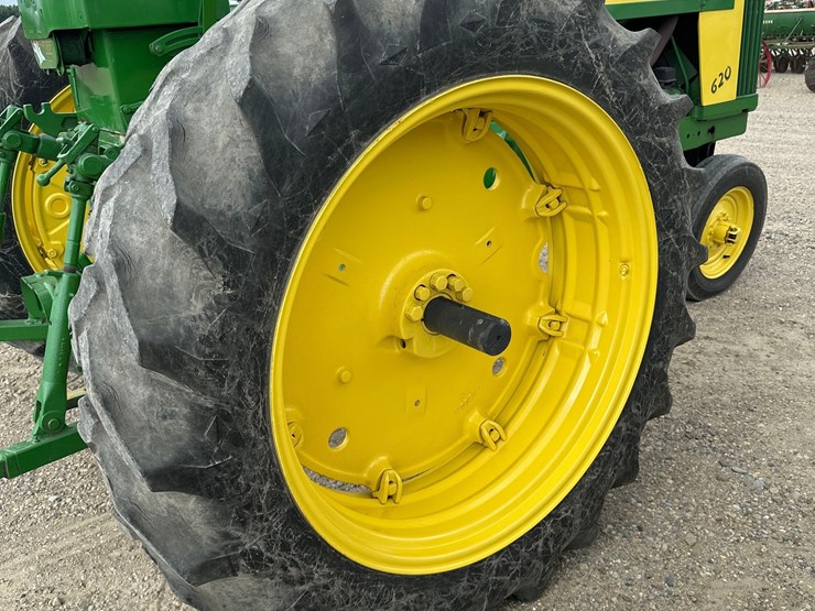 john-deere-620-image-13