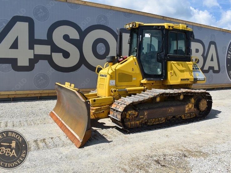 2014-komatsu-d51exi-22-image-6
