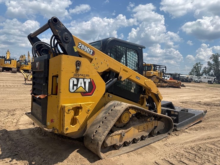 2021-caterpillar-289d3-image-6