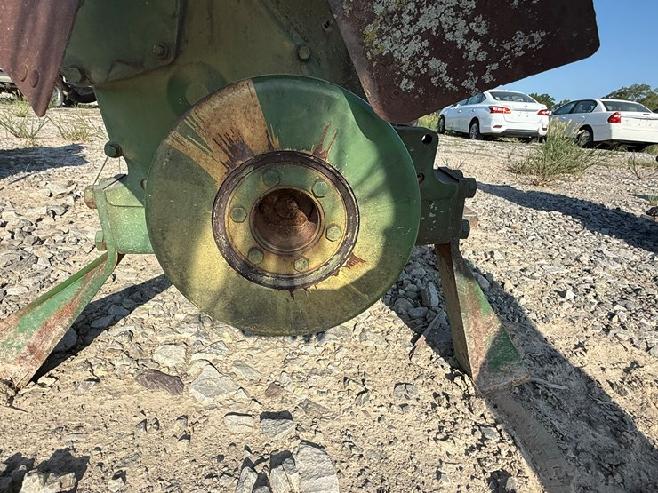 john-deere-6-image-12