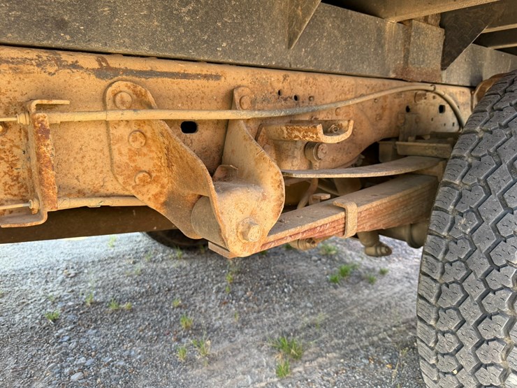 2001-ford-f350-image-17