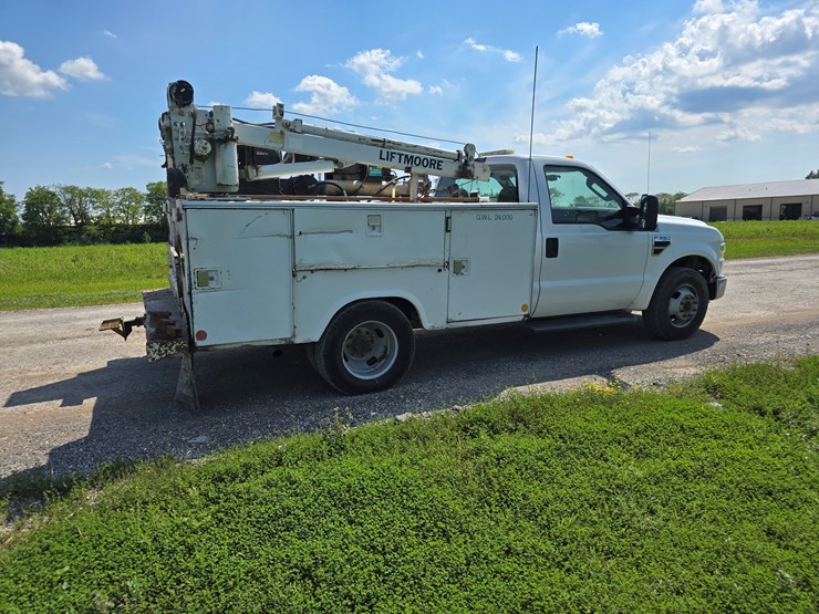 2008-ford-f350-image-33