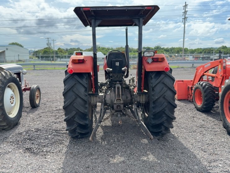massey-ferguson-261-image-11