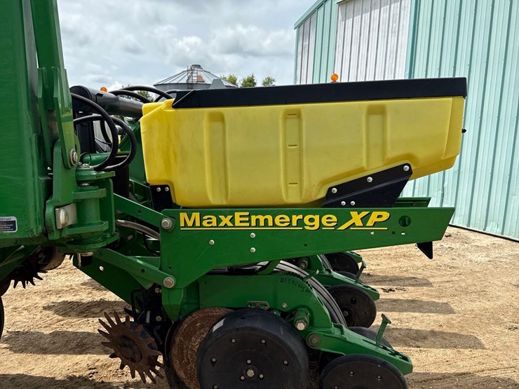 john-deere-1770nt-image-7