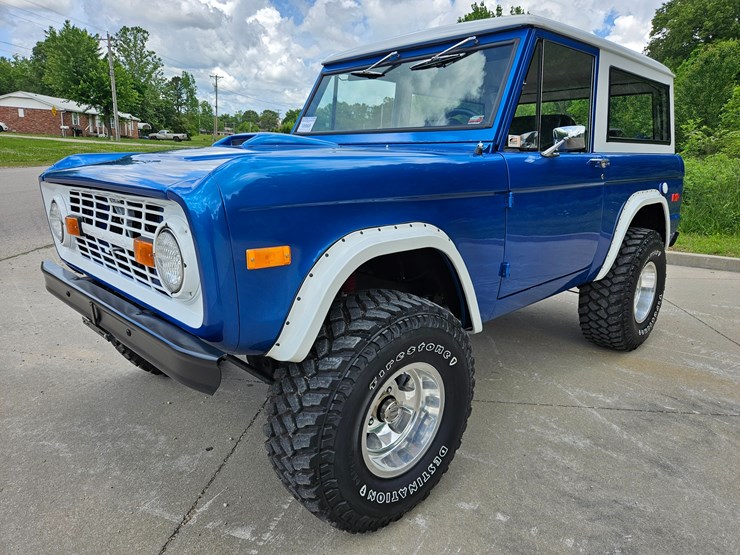 1974-ford-bronco-image-1