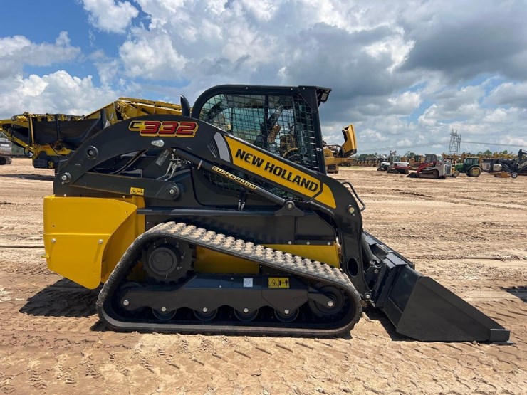 new-holland-c332-image-5