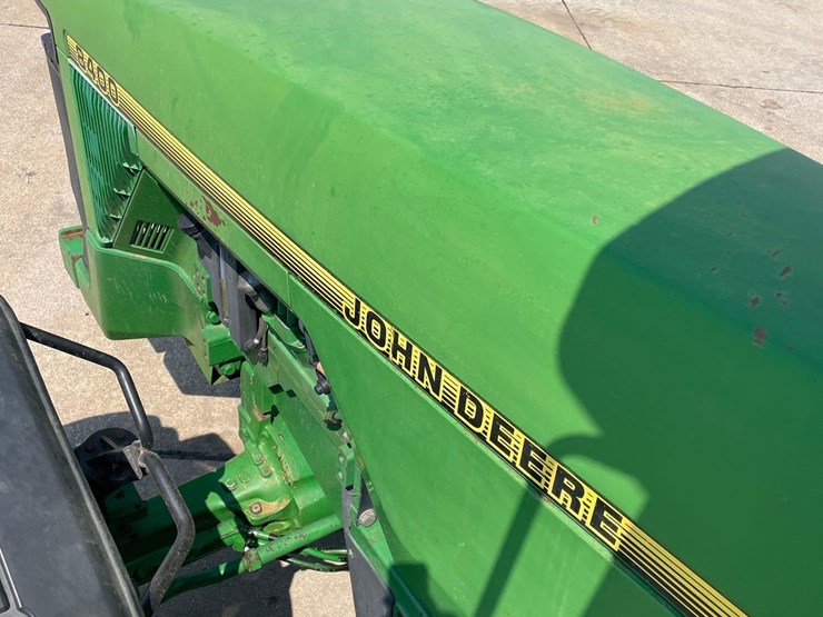 john-deere-8400-image-51