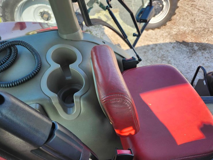 2012-case-ih-magnum-260-image-35