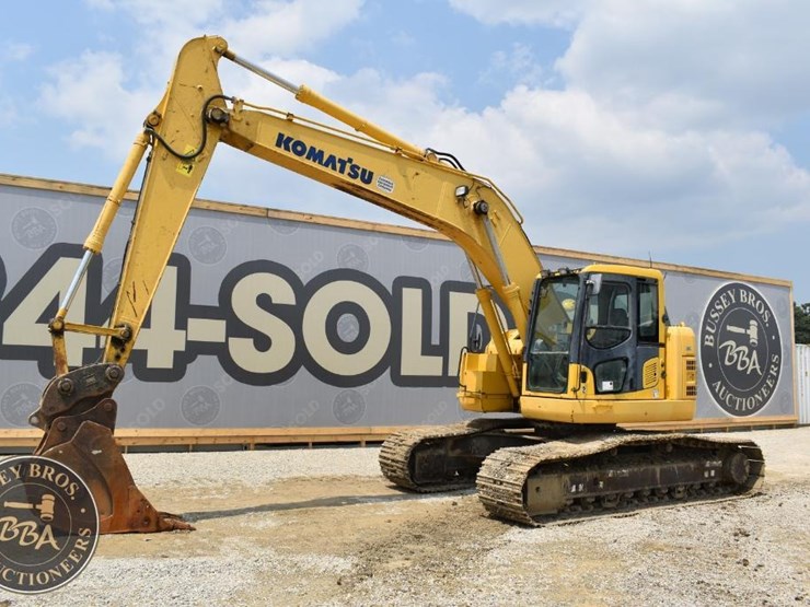 2012-komatsu-pc228us-lc-8-image-3
