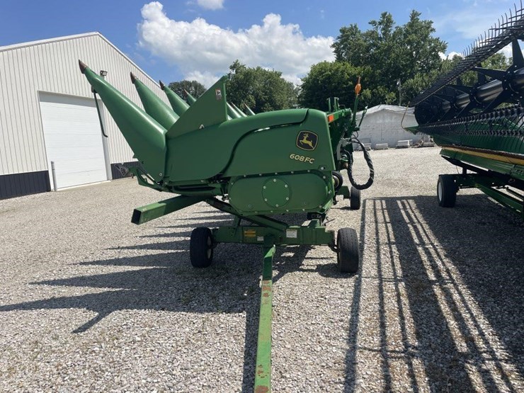 2017-john-deere-608fc-image-15
