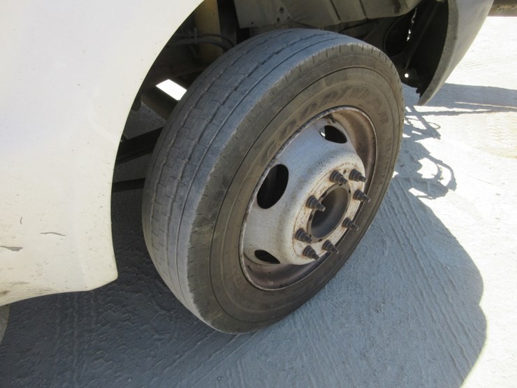 2002-ford-f550-sd-image-18