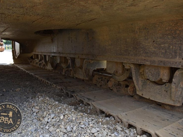 2014-komatsu-pc360-lc-10-image-49