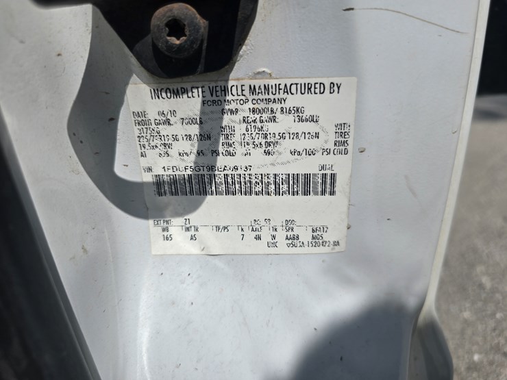 2011-ford-f550-image-66