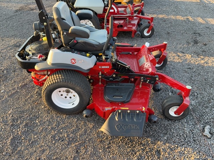 #3080-•-exmark-lazer-z-x-series-zero-turn-mower-image-7