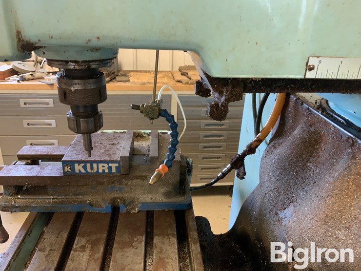 hurco-cnc-mill-image-20