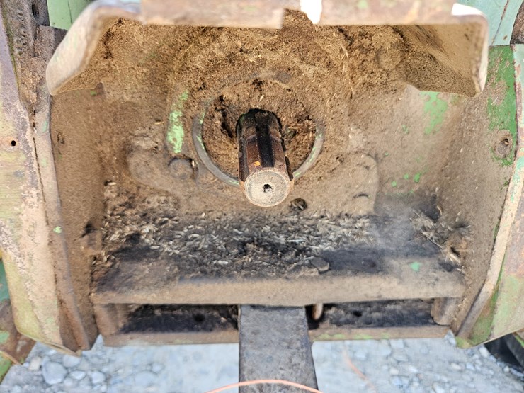 john-deere-2130-image-53