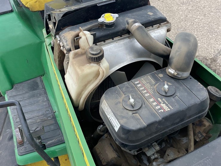 john-deere-425-image-25