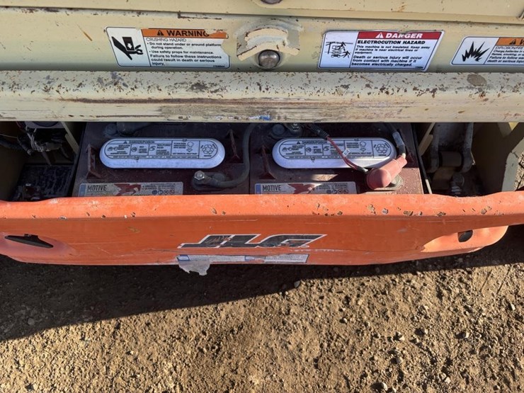 2015-jlg-1930es-image-8