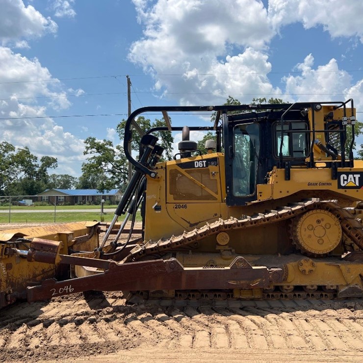 2019 CATERPILLAR D6T LGP