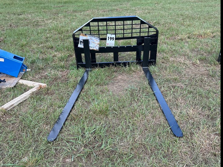 #199-•-skid-steer-forks-image-1