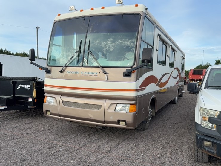#3003-•-1996-freightliner-scenic-cruiser-38'-motor-home-image-1