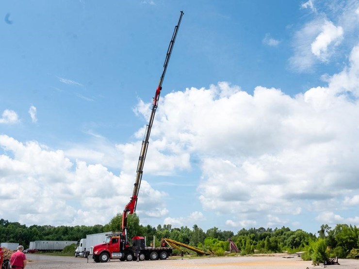 2018-kenworth-t880-image-24