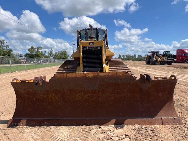 2019-caterpillar-d6n-lgp-image-7