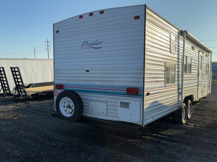 #3059-•-1999-28'-fleetwood-prowler-camper-image-8