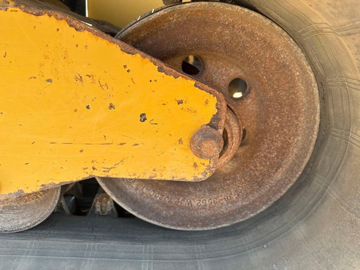 2018-caterpillar-299d2-image-14