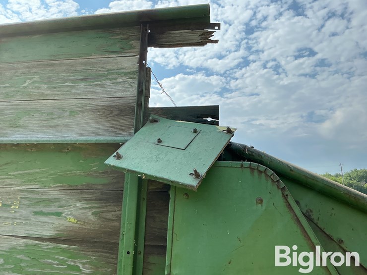 john-deere-harvest-forage-wagon-image-15