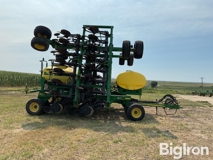 2012-john-deere-1990-image-4