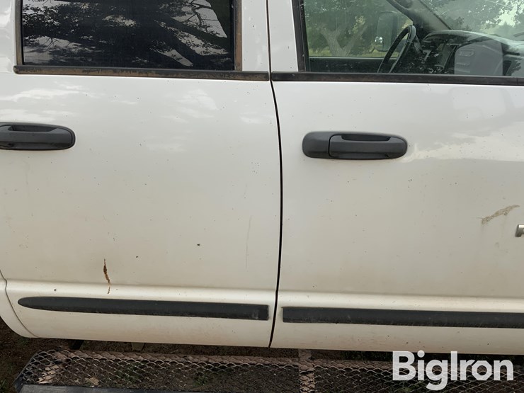 2003-dodge-ram-3500-image-13