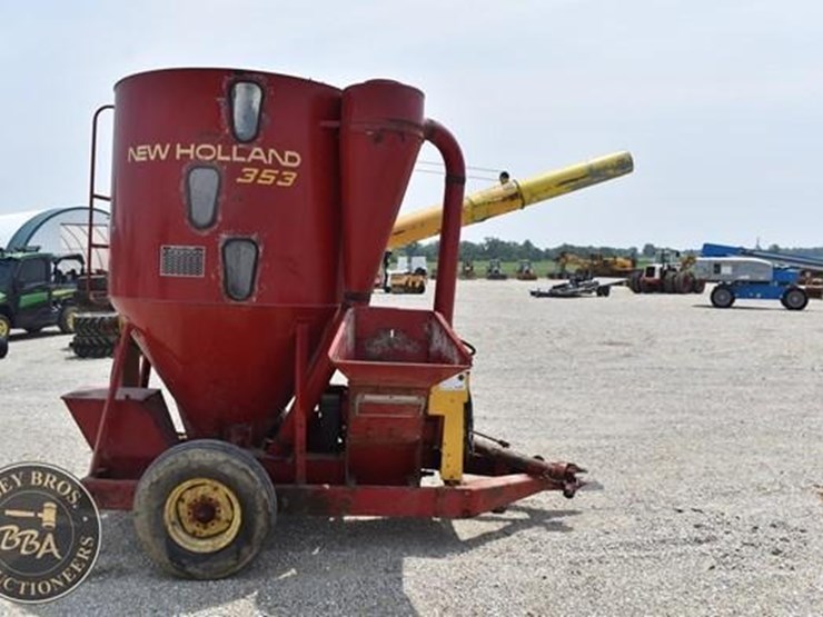 new-holland-353-image-20