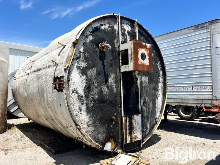 15,000-gallon-(approx.)-steel-liquid-feed-storage-tank-image-1