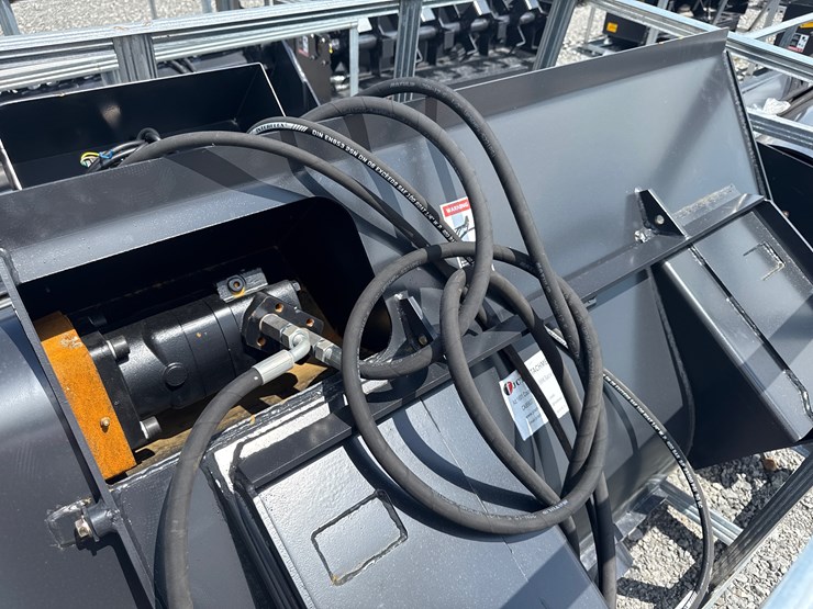 #2027-•-unused-jct-skid-steer-concrete-mixer-inv#:-31711-image-5