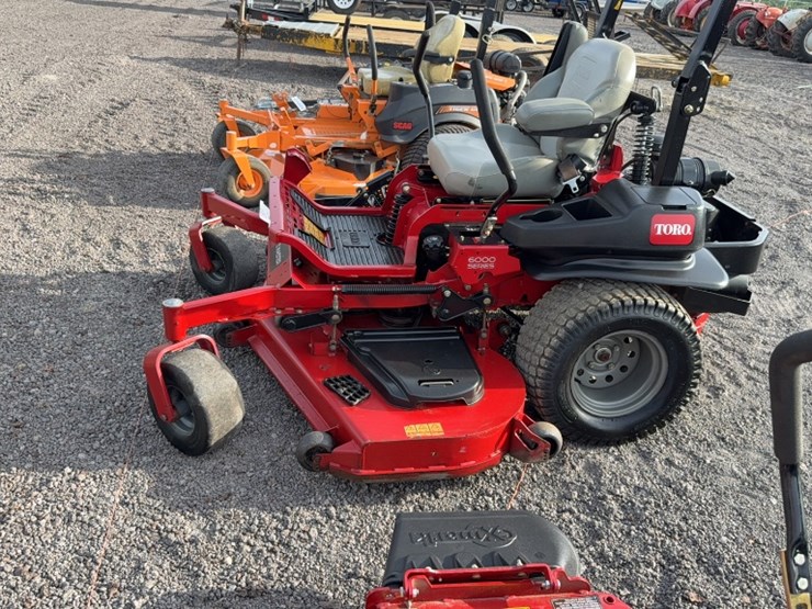 #3079-•-toro-z-master-zero-turn-lawn-mower-image-13