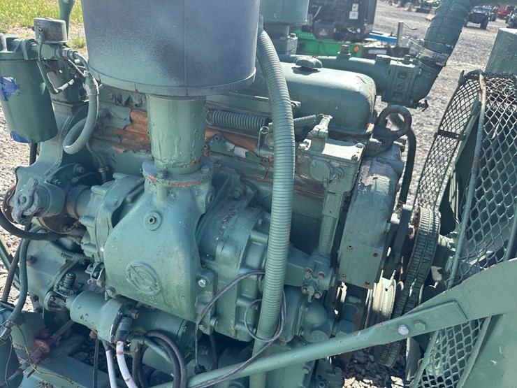 #42-•-detroit-4-cyl-power-unit-inv#:-25571-image-19