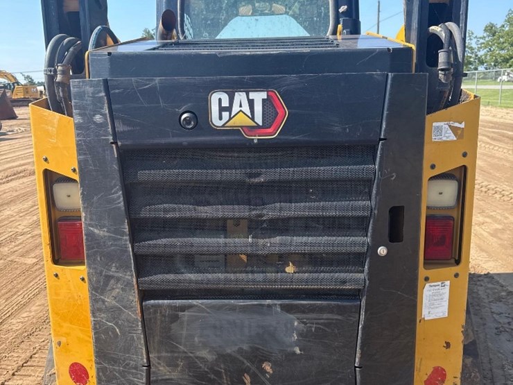 2021-caterpillar-259d3-image-11