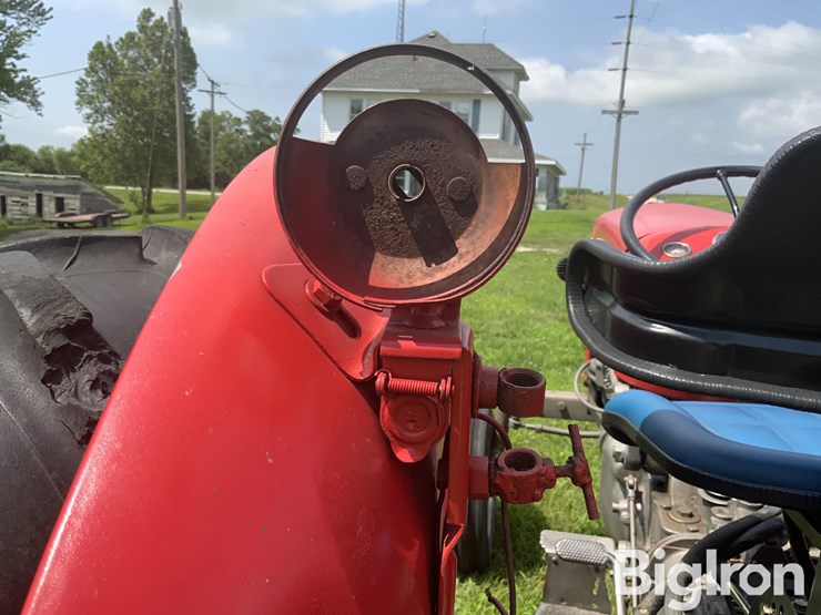 1958-massey-ferguson-65-image-16