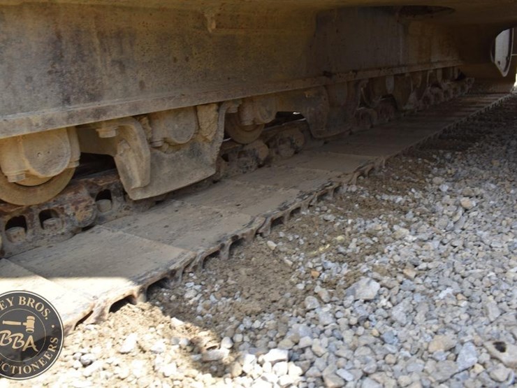 2014-komatsu-pc360-lc-10-image-51