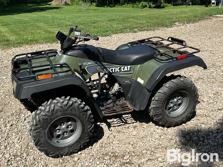 2003-arctic-cat-300-image-1