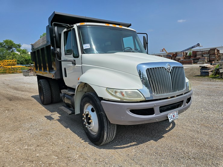 2007-international-durastar-4300-image-45
