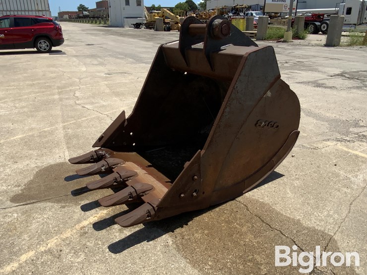 esco-hdp-48"-komatsu-excavator-bucket-image-1