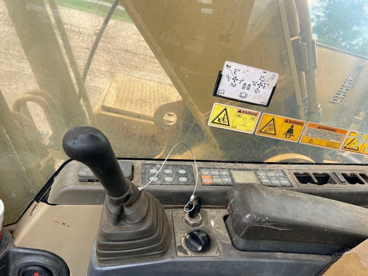 2006-caterpillar-320cl-image-33