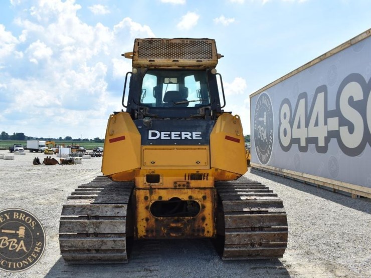 2019-deere-750k-lgp-image-17