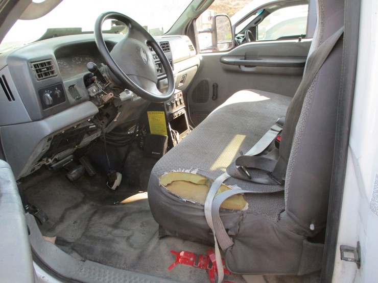 2004-ford-f450-sd-image-7