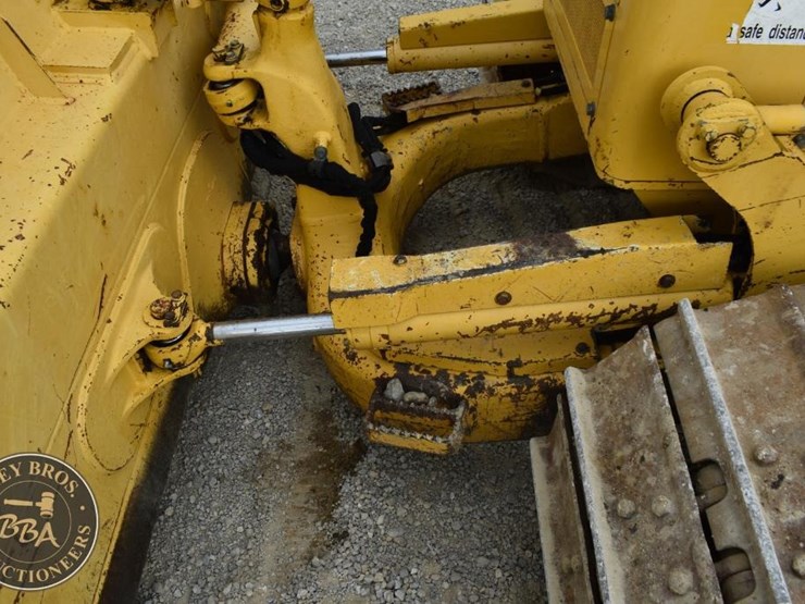 2014-komatsu-d39pxi-23-image-34