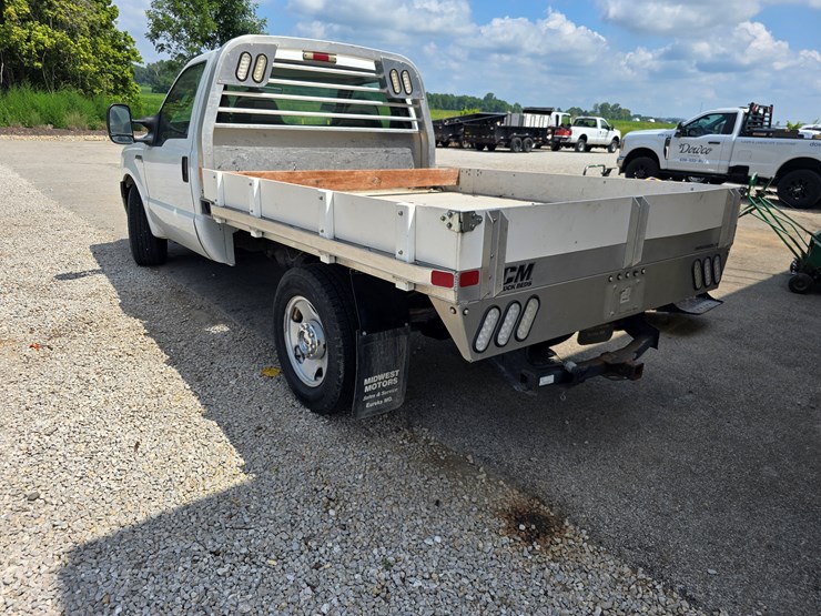 2005-ford-f350-image-16