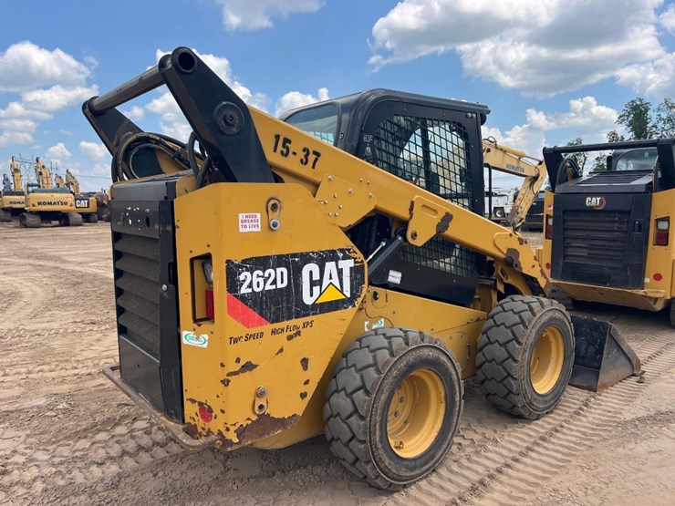 2016-caterpillar-262d-image-4