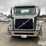 2014-volvo-vnl42t300-image-10